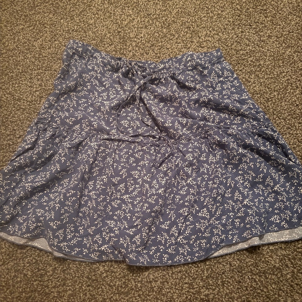 Brandy Melville Navy Floral Skater Skirt